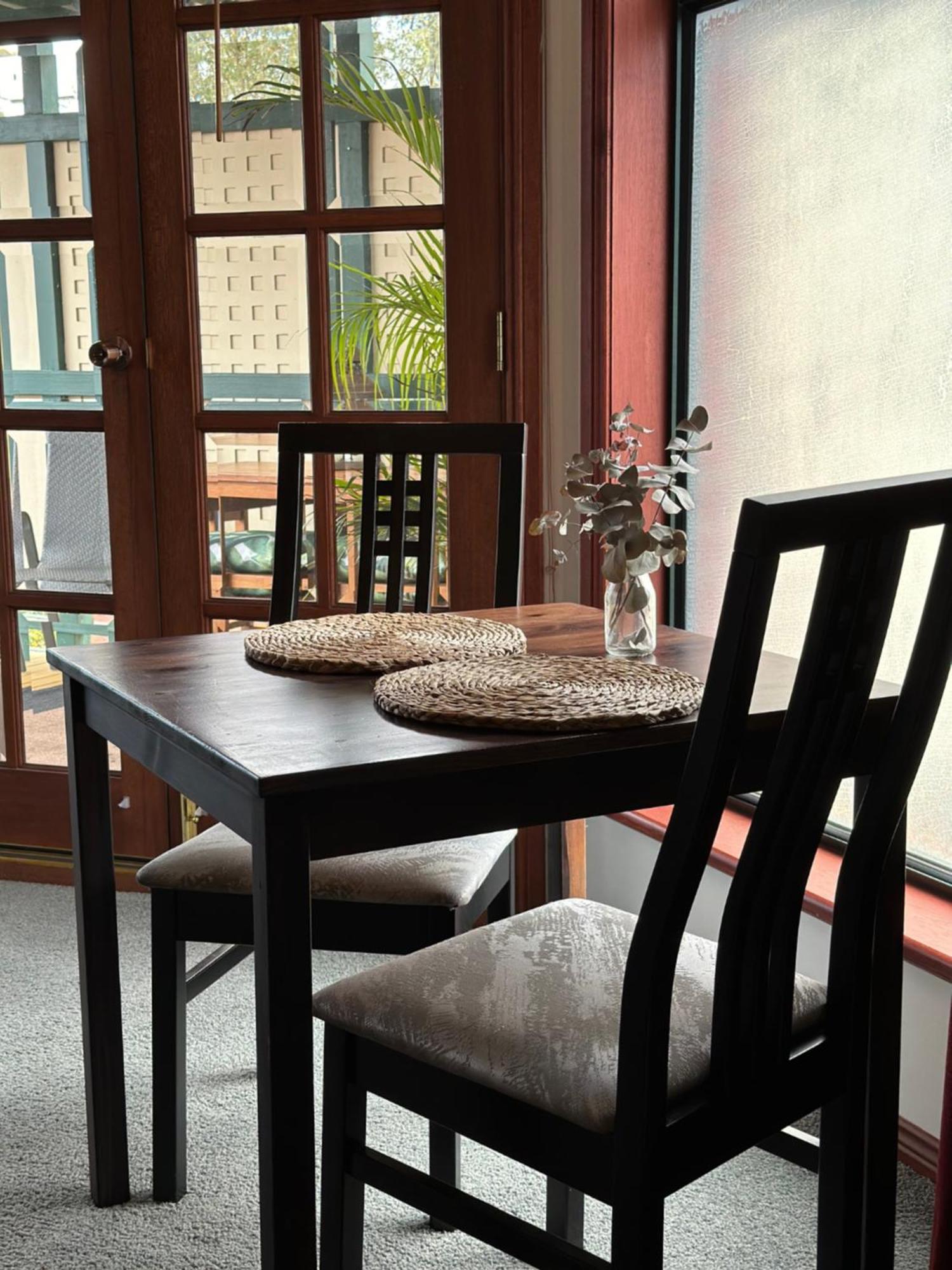 Wine And Roses Bed And Breakfast Аделейд Екстериор снимка